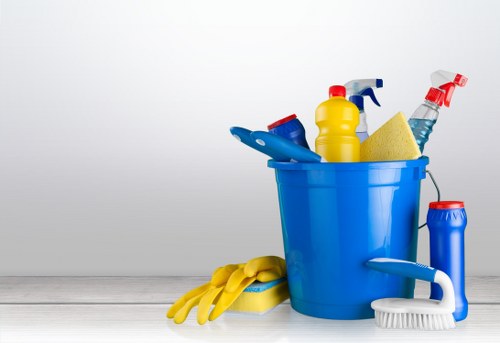 Detailed office handover clean for a vacant workplace in Endoftenancy clean
