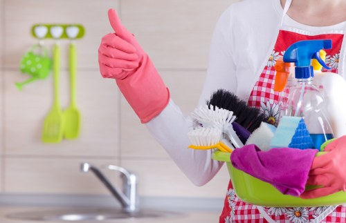Detailed bathroom cleaning during end of tenancy cleaning London