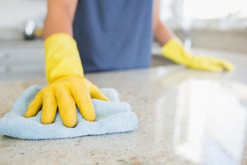 Living room cleaning with focus on dust and surfaces for tenancy end